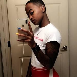 Meet your Posher, Briana